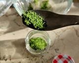 Foto del passaggio 4 della ricetta Prezzemolo essiccato (tritato)