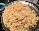 Foto del paso 2 de la receta: Tarta de atún y quinoa
