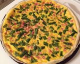 Foto del paso 3 de la receta: Quiche de espárragos verdes y jamón prosciutto