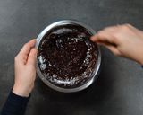 Une image de l'étape 8 de Saucisson au chocolat et chamallows.