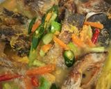 Foto langkah ke 5 dari resep 112. Pesmol Ikan Mas Bumbu Acar Kuning.