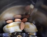 A picture of step 1 of Protein rich Almond banana shake.