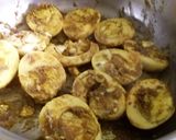 A picture of step 3 of Egg fry.