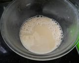 A picture of step 4 of Soy milk gelatine cheesecake.