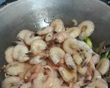 Foto langkah ke 4 dari resep Udang Masak Putih 🦐.