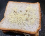A picture of step 3 of Aloo mayo sandwich.