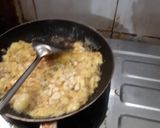 Foto langkah ke 2 dari resep Mie Goreng Brokoli.