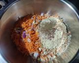 A picture of step 5 of Maggi Pakoda.