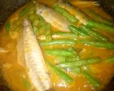 Foto langkah ke 3 dari resep Buncis ikan pindang kuah kemangi.