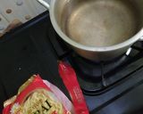 Foto langkah ke 1 dari resep Mie Urai Goreng.