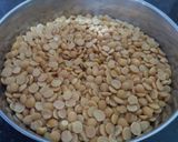 A picture of step 1 of Khatti meethi Arhar ki Dal.