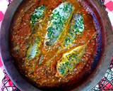Foto del paso 12 de la receta: Tajine de chicharros bañados en ajos, cilantro y perejil fresco