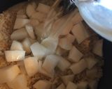 A picture of step 2 of Bulgur pilaf with potatoes.