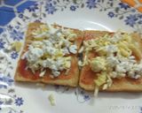 A picture of step 3 of Bread Pizza.