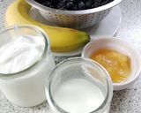 Foto del paso 1 de la receta: Polos de yogur con fruta del bosque