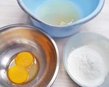 Foto langkah ke 1 dari resep Egg Drop Cookies.