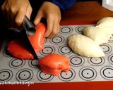 Foto langkah ke 6 dari resep Roti Tawar Batik Merah Putih.
