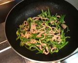青椒炒肉絲【3分鐘】的食譜步驟3照片