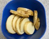 歐姆蛋+煎馬鈴薯的食譜步驟1照片