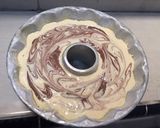 Foto langkah ke 4 dari resep Bolu coklat keju kismis.