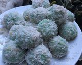 Foto langkah ke 10 dari resep Klepon.