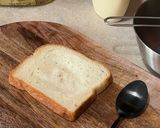 A picture of step 2 of Corn Mayo Cheese Toast.
