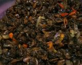 Foto langkah ke 6 dari resep Kerang pedas manis.