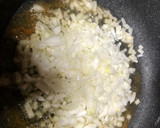 Foto del paso 3 de la receta: Suquet de rape con espárragos y huevos en lékué