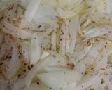Foto del paso 7 de la receta: Pizzas caseras de tomate y de cebollas