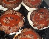A picture of step 5 of Beef cheese burger.