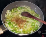 Foto del paso 2 de la receta: Hamburguesa de lentejas 🍔