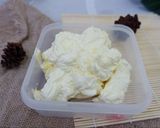 Foto langkah ke 3 dari resep Butter cream mentega kuning (manis)😍.