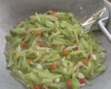 Foto langkah ke 3 dari resep Tumis labu.