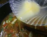 A picture of step 9 of Hot and sour soup.