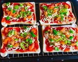 A picture of step 3 of BREAD Pizza:.