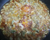 Foto del paso 3 de la receta: Habas esparragadas con huevo cuajado