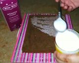 A picture of step 1 of Fresh vanilla chocolate cake.