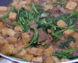 Foto langkah ke 5 dari resep Oseng Tempe Daging Kangkung Pedas.