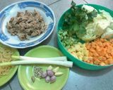 Foto langkah ke 1 dari resep Sop Sapi Makaroni.