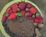 चॉकलेट केक स्ट्राबेरी के साथ (Chocolate cake with strawberry recipe in hindi) रेसिपी चरण 15 फोटो