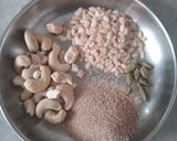 A picture of step 1 of White Gravy Veg Korma.