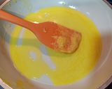 صورة لخطوة 1 من وصفة قرص بيض بالبسطرمه 🍳🥓