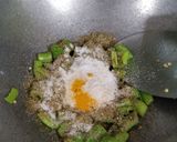 A picture of step 4 of Green chilli lunji.