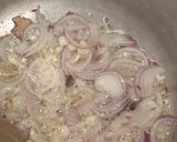 A picture of step 3 of Beetroot soya pulao.