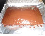 Foto del paso 8 de la receta: Bizcocho con cobertura de chocolate