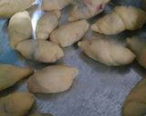 Foto langkah ke 6 dari resep Molen Ubi Ungu.