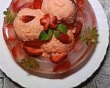 A picture of step 9 of Strawberry Ice Cream.