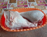 Foto del paso 1 de la receta: Muslos de pavo a la cerveza