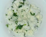 A picture of step 3 of Nutritients packed Cucumber and Tomato chilla with paneer filling.