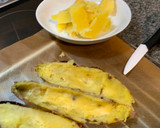 Foto del paso 3 de la receta: Boniatos rellenos de boloñesa de Soja y cheddar